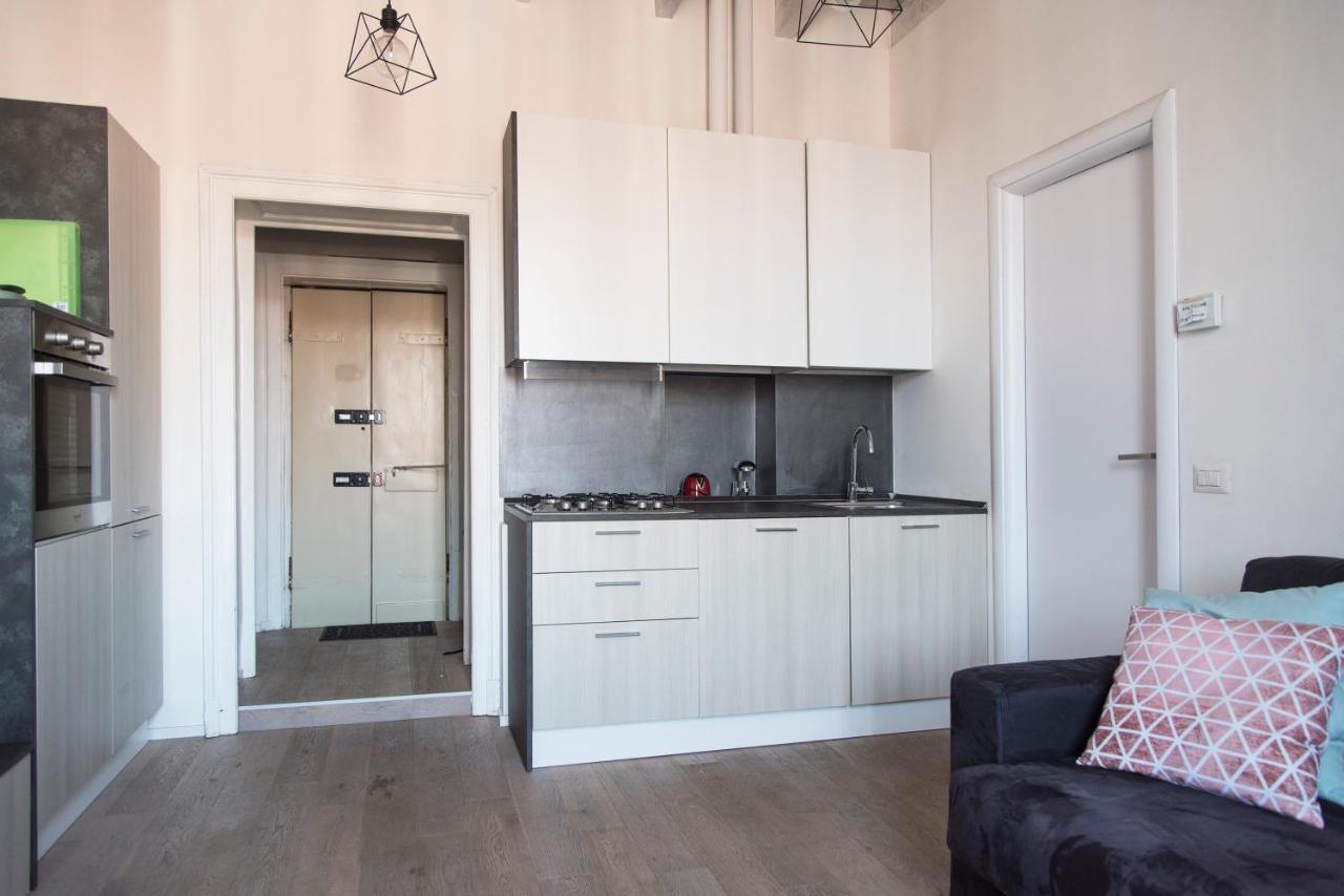 Youhosty - Correggio 12 Milano Eksteriør bilde
